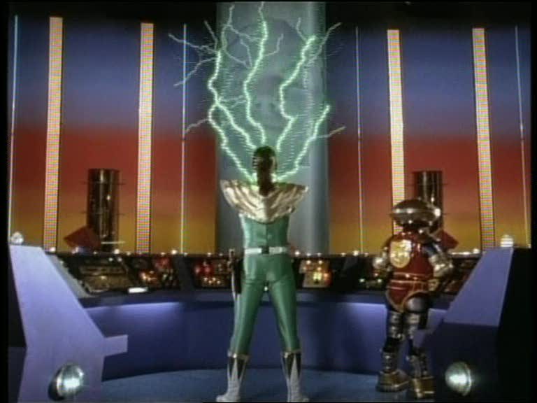 Zordon recharge les pouvoirs du Ranger Vert